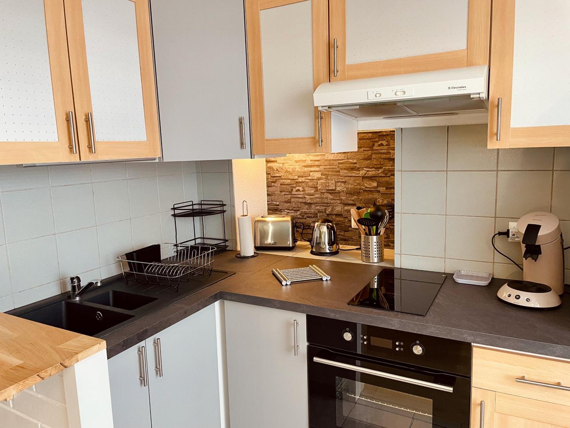 Joli Appartement Avec Parking Montbeliard Exterior photo